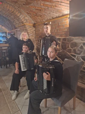 Akordeono metodinio auklėtiniai