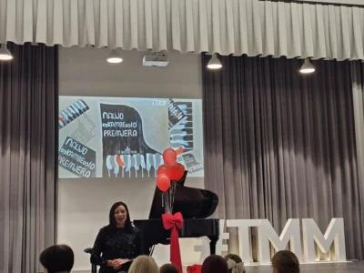 Naujo skambesio premjera (25)