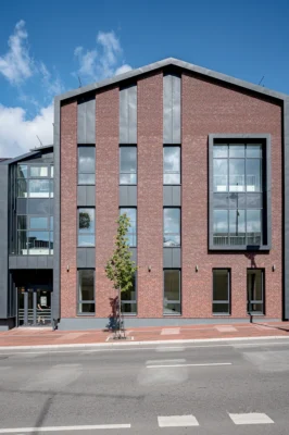 Telšių meno mokyklos eksterjeras (5)