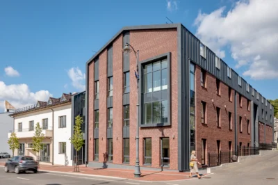 Telšių meno mokyklos eksterjeras (6)