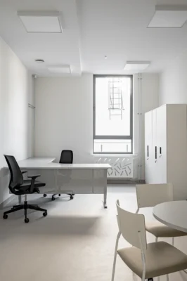 Telšių meno mokyklos interjeras (17)