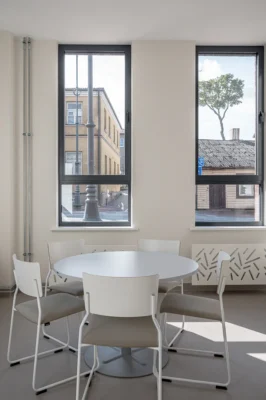 Telšių meno mokyklos interjeras (9)