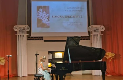 Šokančios rankos (1)