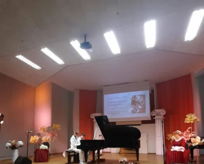 Šokančios rankos (3)