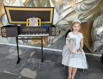 Šokančios rankos (4)