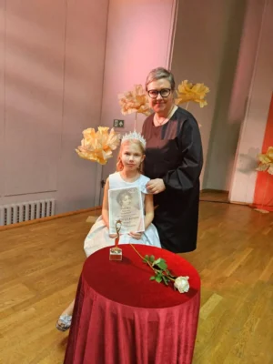 Šokančios rankos (6)