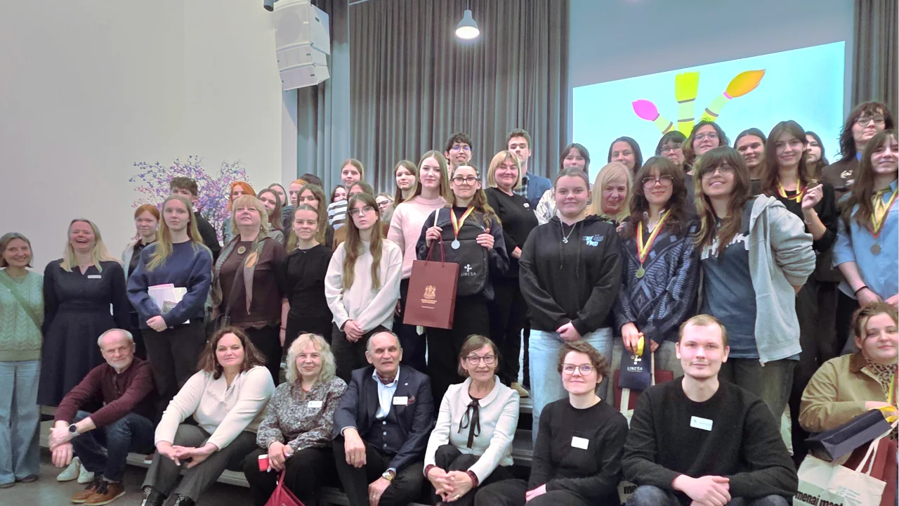 32 oji dailės olimpiada